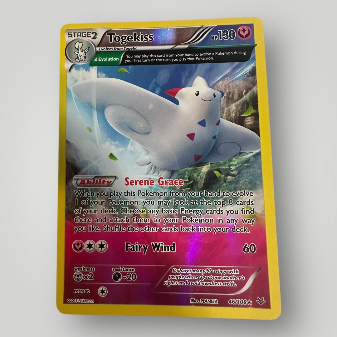 Togekiss 046/108 Roaring Skies Pokemon Card